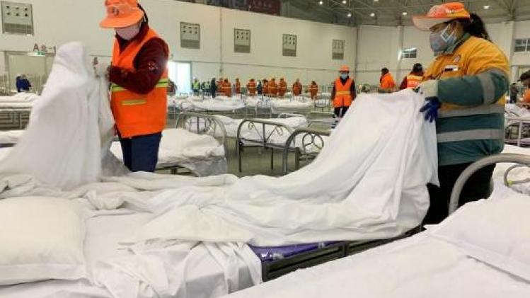 Patiënten met coronavirus in Wuhan overgebracht naar gloednieuw ziekenhuis