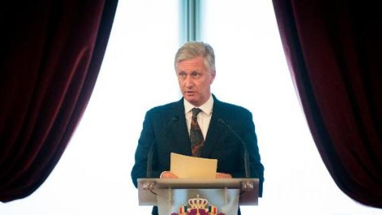 Koning Filip brengt bezoek aan Brusselse balies