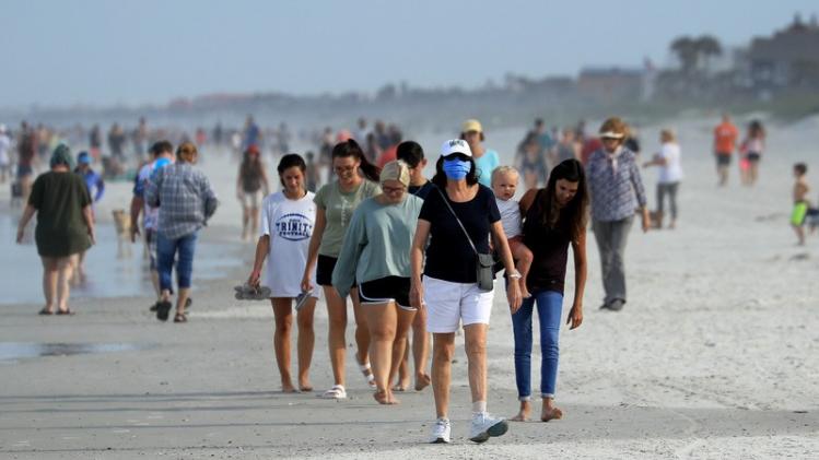 Jacksonville, Florida Re-Opens Beaches After Decrease In COVID-19 Cases
