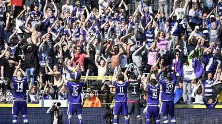 RSC Anderlecht stelt nieuw thuistenue voor