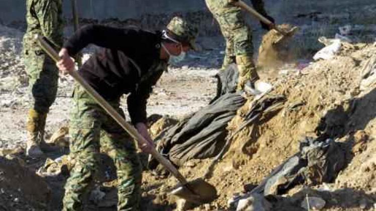 Meer dan 50 massagraven aangetroffen in Irak