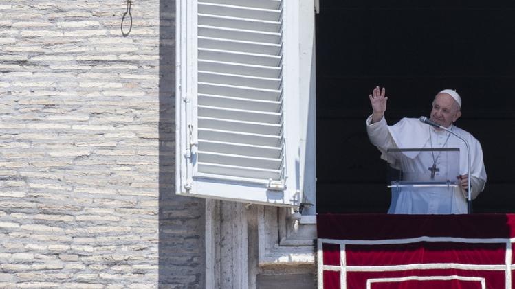 Paus Franciscus benoemt zes vrouwen voor topfunctie in het Vaticaan