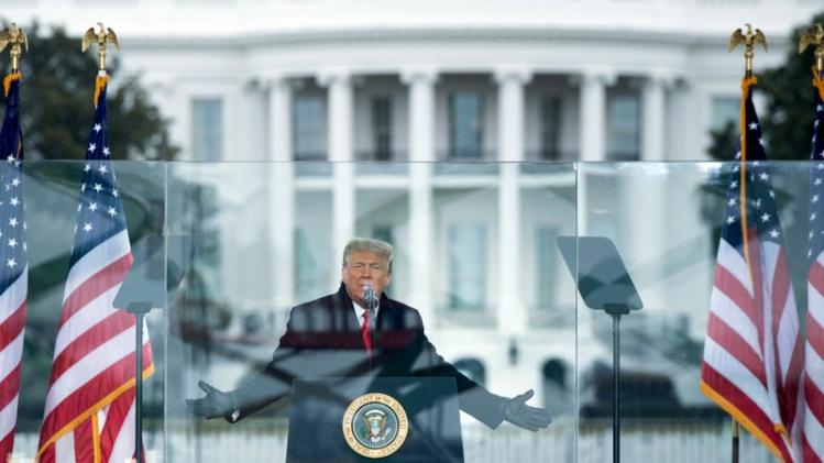 Trump geeft nederlaag toe en belooft "vreedzame overgang"