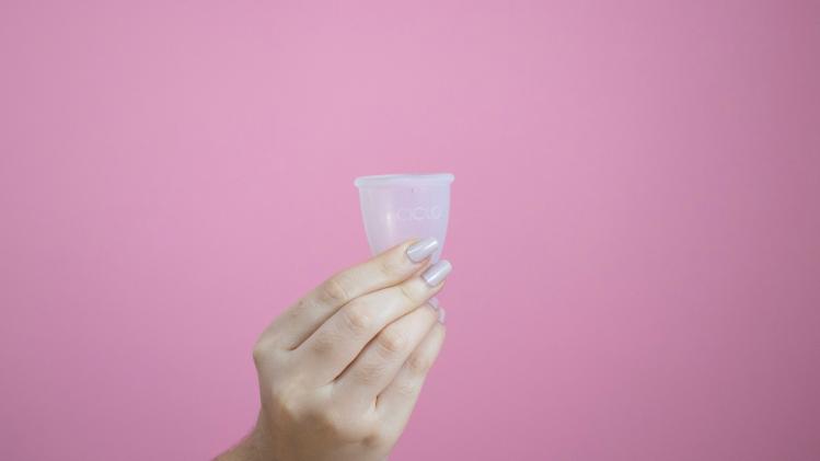 JOEPIE! Deze mutualiteit bindt strijd tegen menstruatiearmoede aan met gratis menstruatiecups