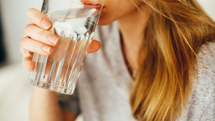 Daarom moet je ook in de winter voldoende water drinken