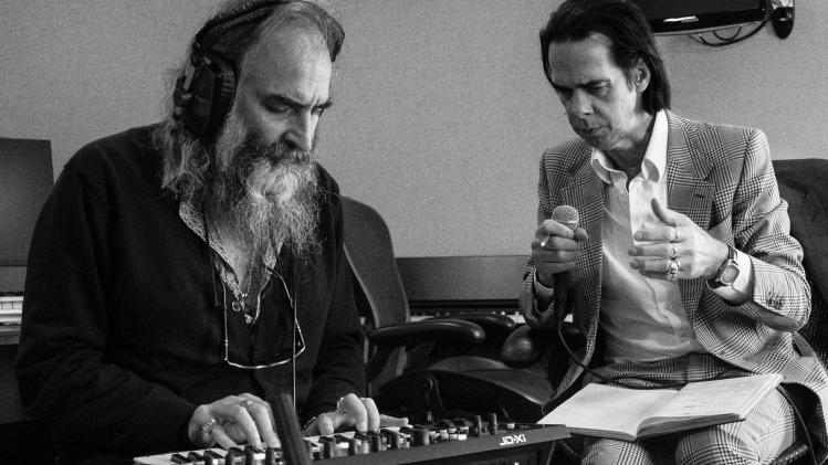 SOUNDCHECK. De nieuwe langspeler van Nick Cave en Warren Ellis: een helend auditief medicijn in onzekere tijden