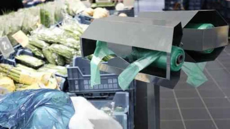 Ook Vlaanderen wil verbod op plastic zakjes