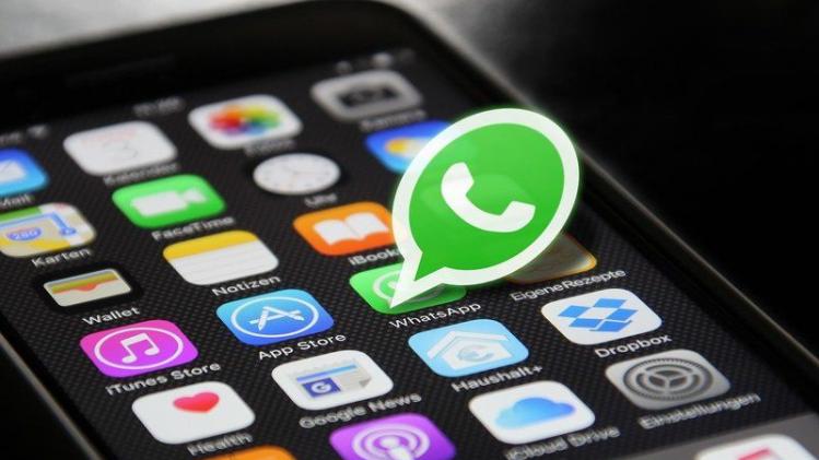Urenlange WhatsApp spraakberichten beluisteren is binnenkort verleden tijd