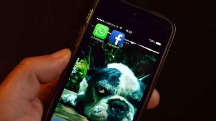Apestaartjaren - Negen op tien jongeren en vier op tien kinderen hebben smartphone