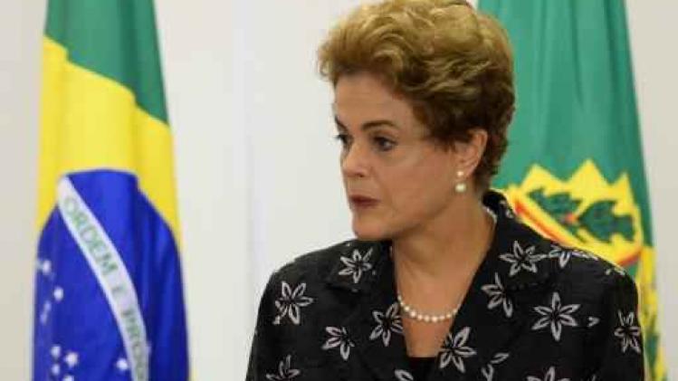 Braziliaanse presidente Rousseff voorlopig uit ambt gezet