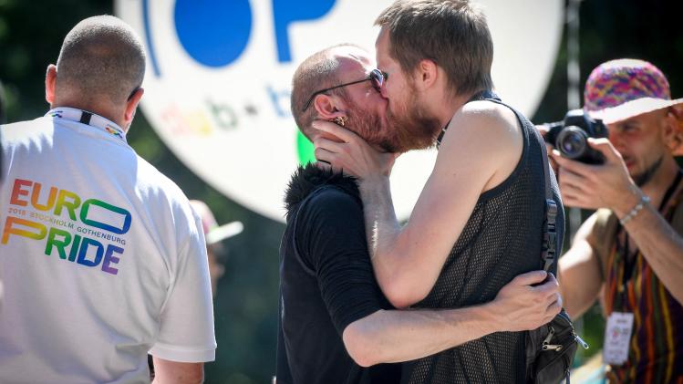 Ophef in Letland nadat homoseksuele man in brand gestoken is