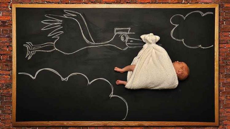 cute-blackboard-baby-photos-anna-eftimie-2__880-934x