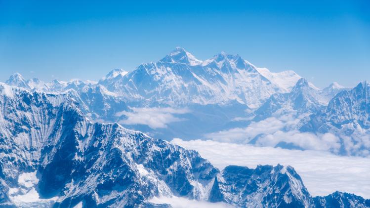 BIZAR. China bakent grens af op top van Mount Everest