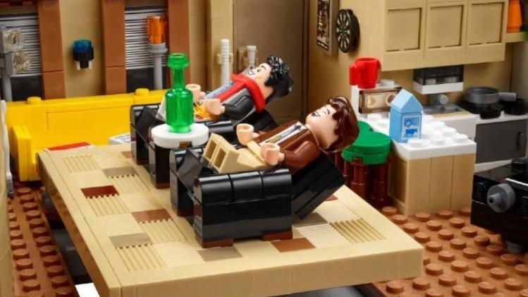 LEGO lanceert enorme 'Friends'-bouwset met deze iconische details
