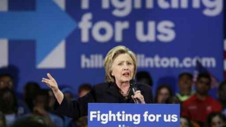 Voorsprong Clinton op Trump geslonken