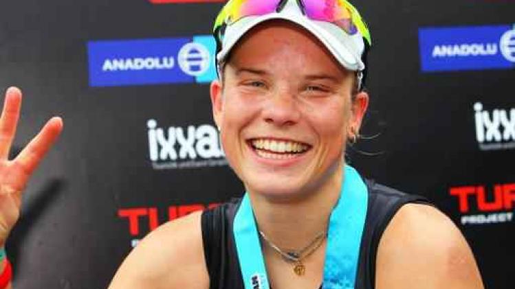 Ironman Lanzarote - Alexandra Tondeur pakt knappe tweede plaats