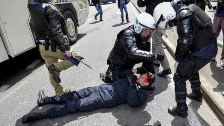 Betoger opgepakt die politiecommissaris neersloeg