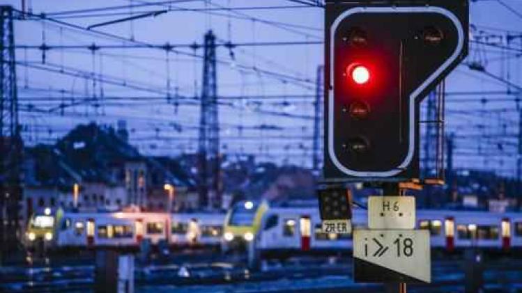 Franstalige spoorvakbonden roepen op tot nationale staking vanaf 22.00 uur