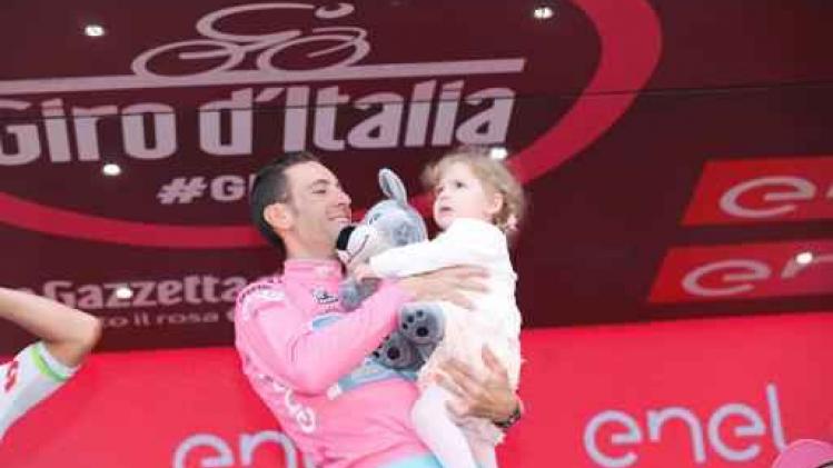 Giro - Dolgelukkige Nibali wint Giro voor tweede keer
