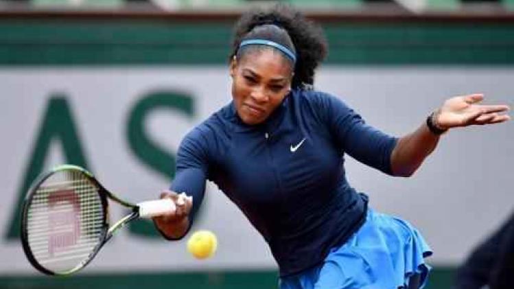 Titelverdedigster Serena Williams stoot door naar kwartfinales