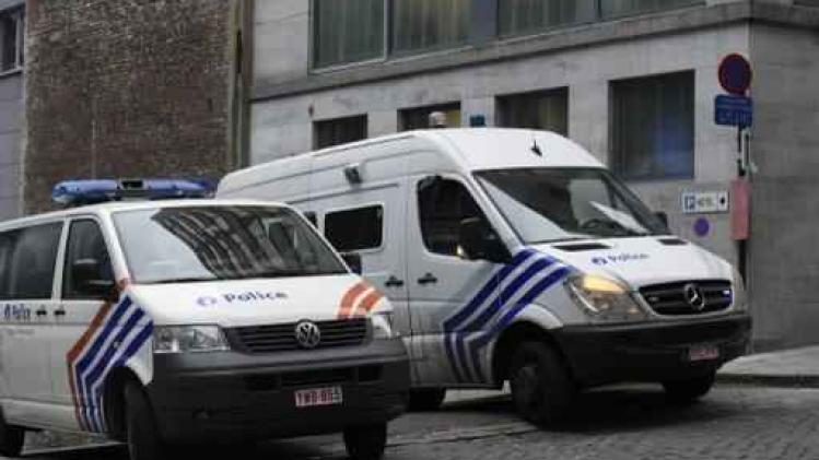Verdachte opgepakt na tweede brand in politiewagen in Molenbeek