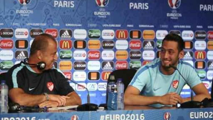 EK 2016 - Aanslagen laten Turkse ploeg niet onverschillig