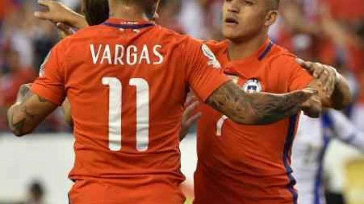 Chili verovert laatste ticket voor kwartfinales Copa America