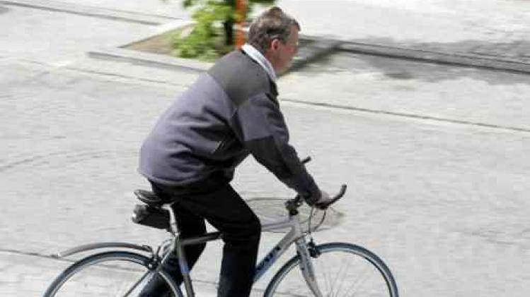 Steeds meer werkgevers geven fietsvergoeding of gratis openbaar vervoer