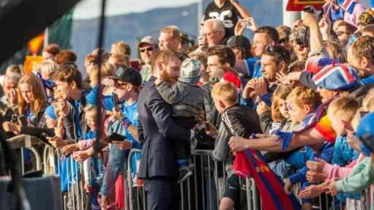 EK 2016 - Heldenontvangst voor voetballers IJsland