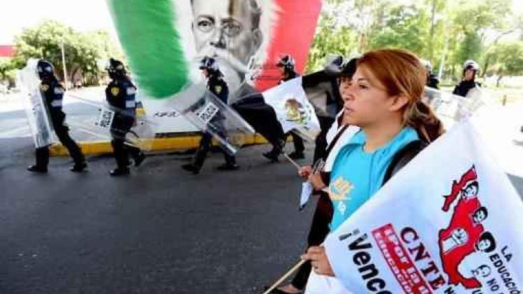 Leraren trekken straten van Mexico-Stad op uit protest tegen hervormingen