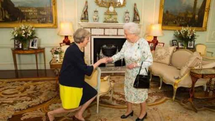 Theresa May officieel benoemd tot premier van het Verenigd Koninkrijk