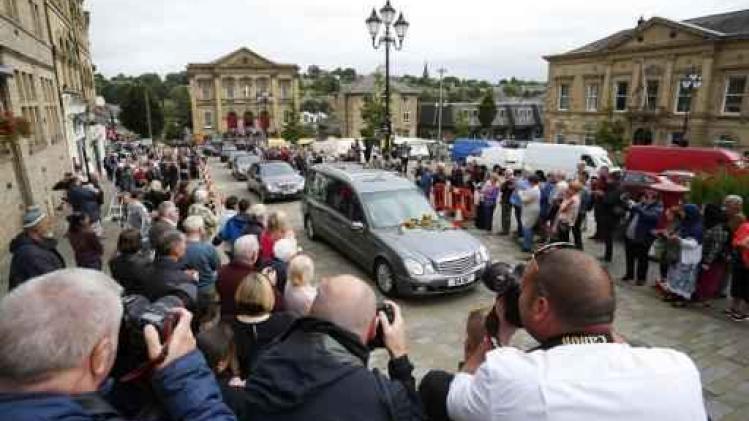 Emotionele taferelen op begrafenis van vermoorde politica Jo Cox
