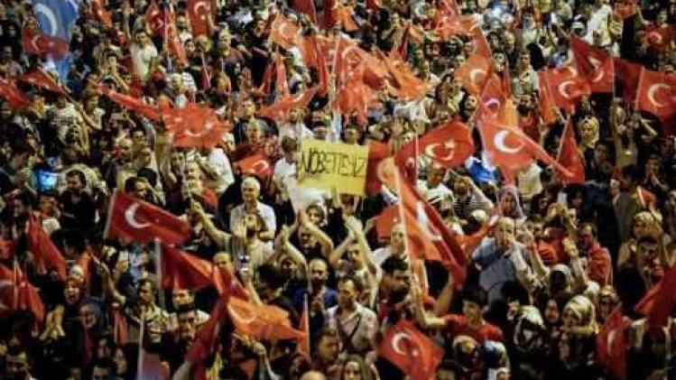 145 burgers gedood tijdens poging tot Turkse staatsgreep