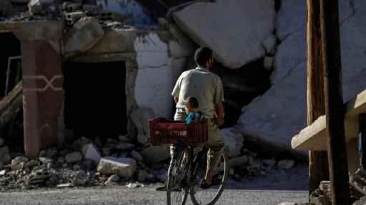 Zeker 21 burgers omgekomen bij bombardementen coalitie op IS-bolwerk in Syrië