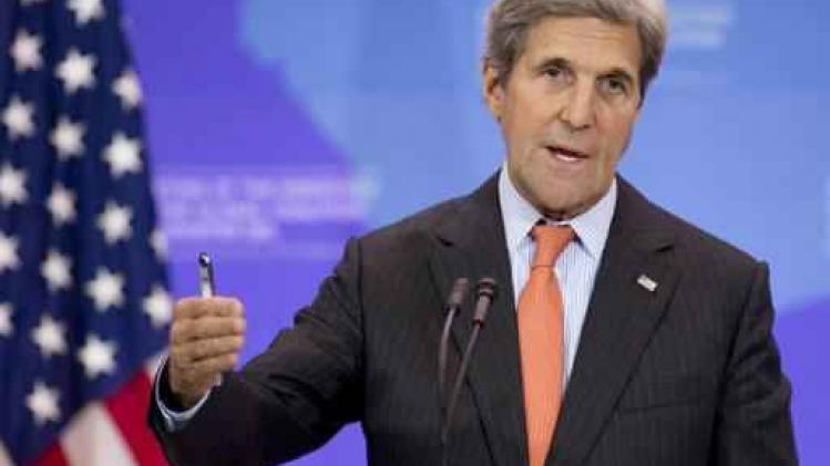 Kerry bevestigt NAVO-engagement van VS na uitspraken Trump