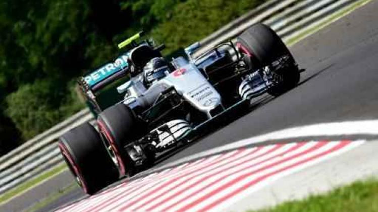 Rosberg verovert de poleposition in Hongarije