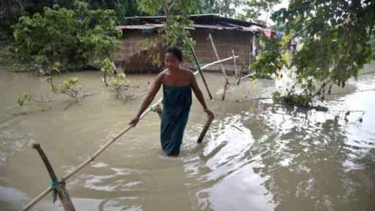 Al 100 doden door zware moessonregens in Zuid-Azië