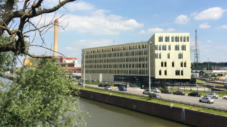 elia-monnoyer-header