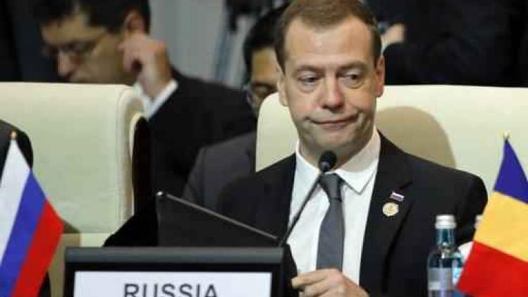 160.000 handtekeningen voor ontslag Russische premier Medvedev