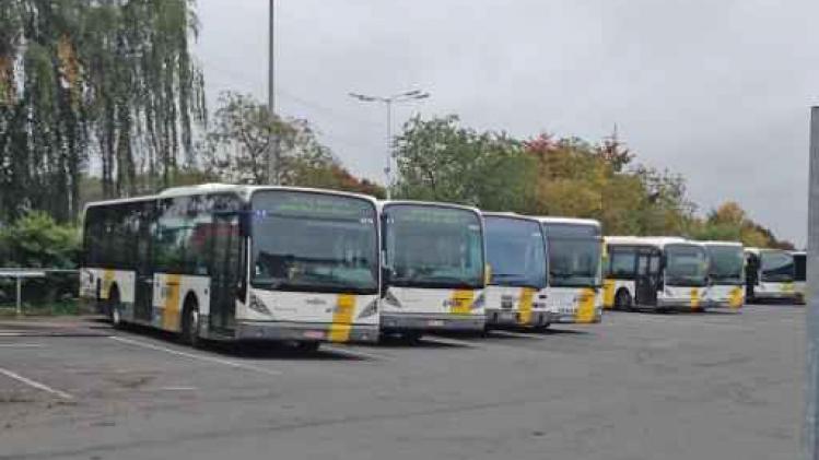 Busverkeer tussen Brussel en Ninove verstoord door staking in stelplaats Meerbeke