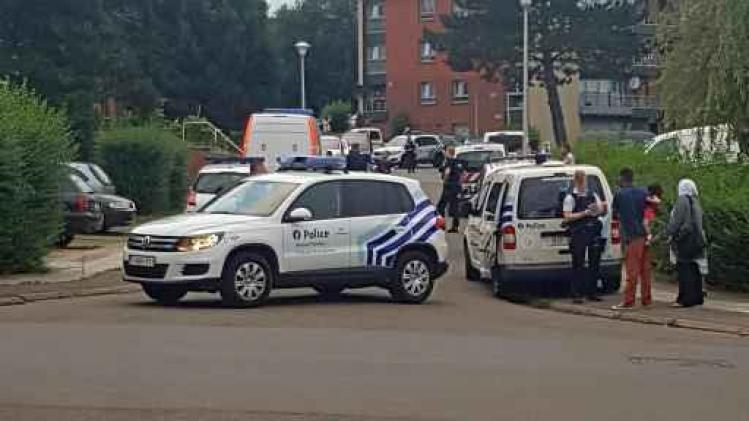 Agentes neergestoken in Charleroi: twee regularisatieaanvragen van terrorist werden geweigerd