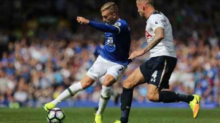 Belgen in het buitenland - Everton en Tottenham houden elkaar in evenwicht op openingsspeeldag
