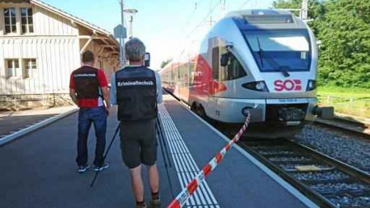 34-jarige vrouw overleden na aanval op trein in Zwitserland