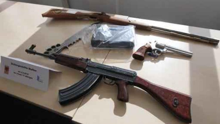 Nog meer wapens gevonden bij vermoedelijke wapenleverancier van schutter München