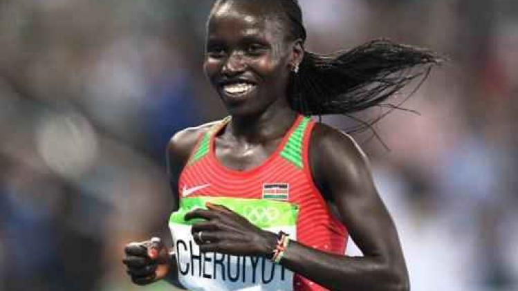 OS 2016 - Keniaanse Vivian Cheruiyot snelt in olympisch record naar goud op 5.000m