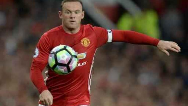 Rooney blijft aanvoerder bij Engeland