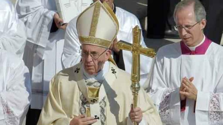 Moeder Teresa heilig verklaard door paus Franciscus
