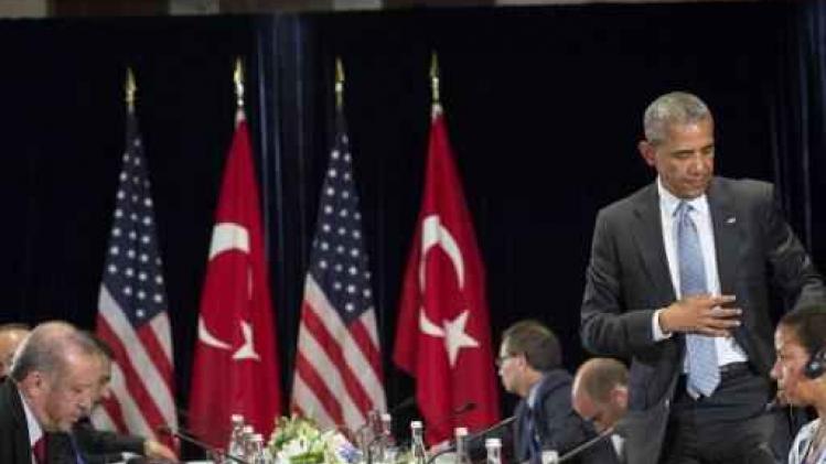 Obama belooft Turkije te helpen om coupplegers voor gerecht te brengen