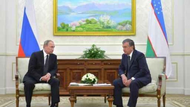 Poetin zegt Oezbekistan steun toe na dood van Karimov