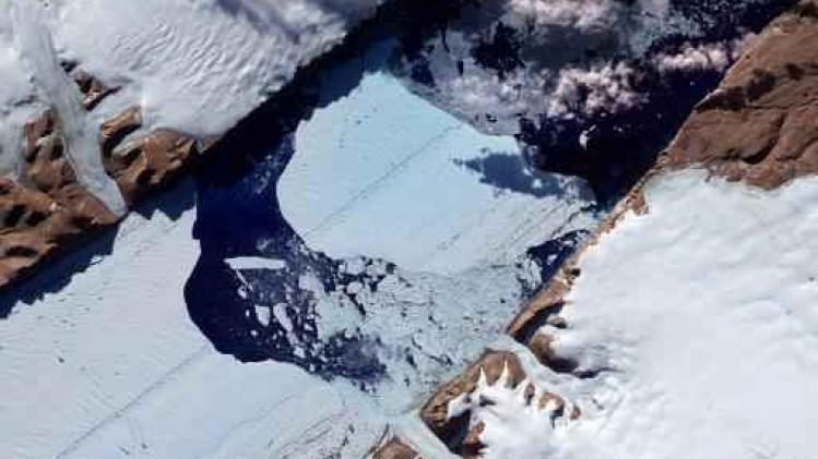 Warmterecord in Groenland: 95 km2 grote ijsschots breekt af